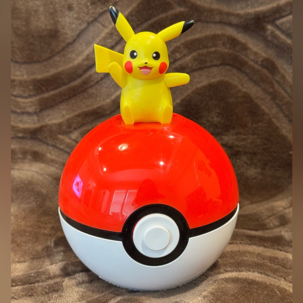 Pokemon Pikachu Candy Dispenser